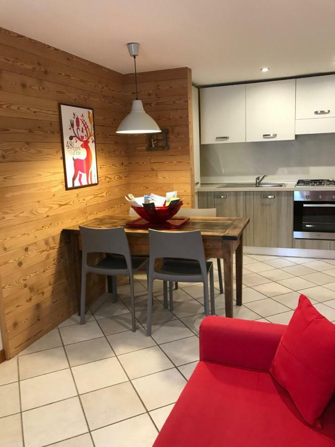 Alloggio Turistico Maison S Anselme Vda Aosta Cir 0015 Zewnętrze zdjęcie